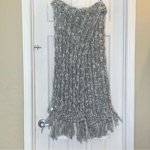 GAP Gray Chunky Knit Scarf